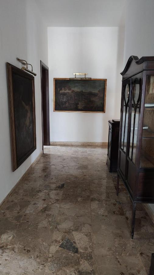 Stunning Villa With Pool, Table Tennis, Table Soccer And A Pool Table ناسار المظهر الخارجي الصورة