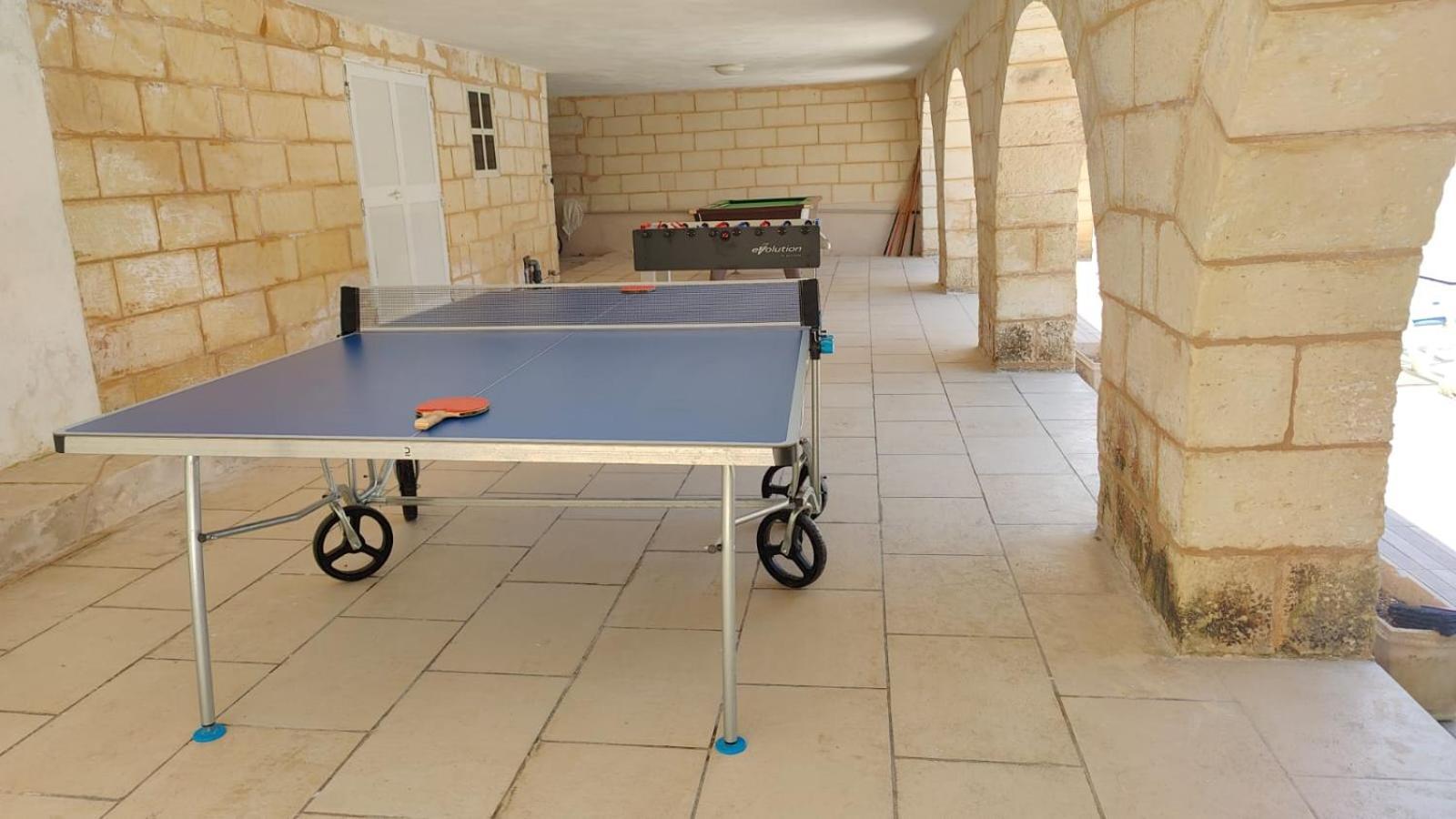 Stunning Villa With Pool, Table Tennis, Table Soccer And A Pool Table ناسار المظهر الخارجي الصورة